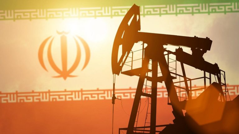 Iran’s Revolutionary Guards sign new oil contracts