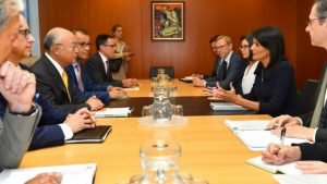 US says doubts over Iran deal remain after meeting nuke watchdog