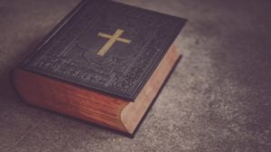 Iran imprisons bookshop owner for selling Bible as crackdown on Christianity continues