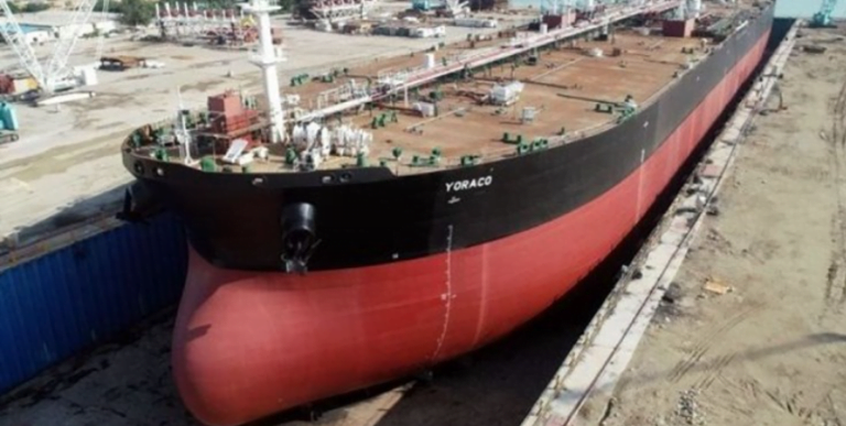 Second Oceangoing Oil Tanker Unveiled by IRGC