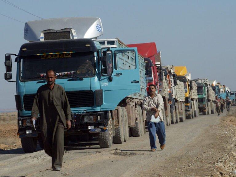 Iraqi truck drivers incur losses due to Iran-backed militias’ extortion