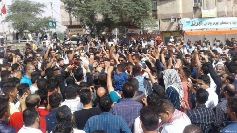 Turk protesters in Iran support the Arab uprising against regime oppression
