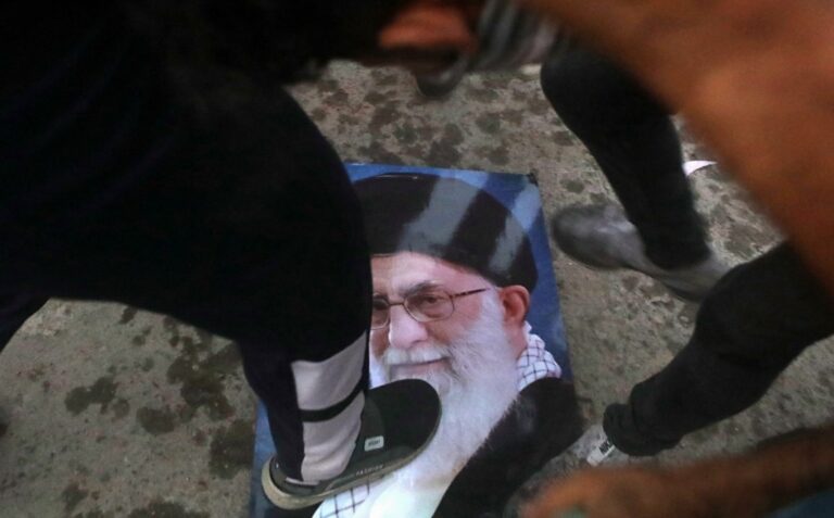 Protestors in Iran Block Roads, Chant Death to Supreme Leader
