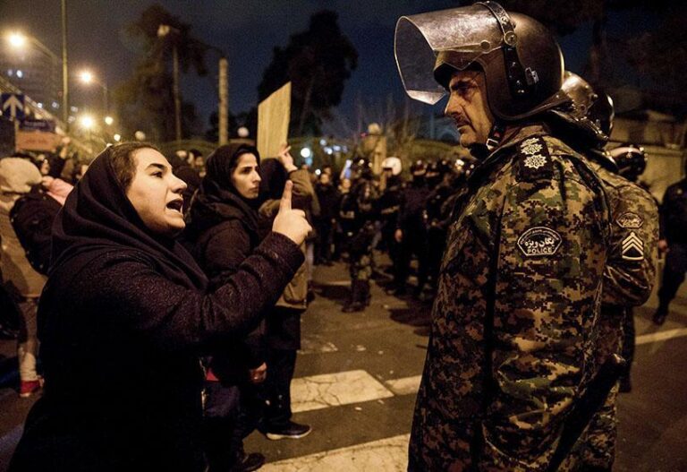 IRGC commander recounts atrocities committed against Iranian citizens