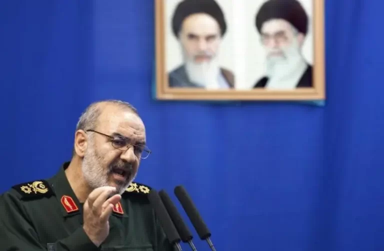 Iranian IRGC chief threatens the United States with missiles and revenge