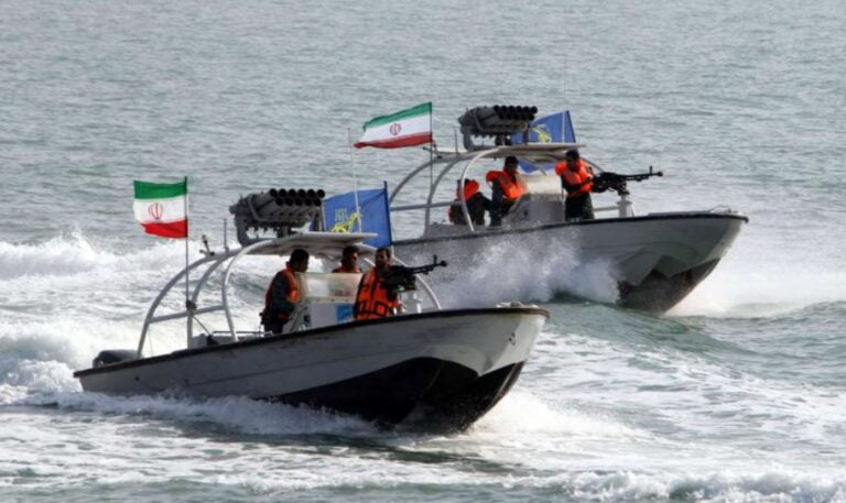Iranian IRGC speedboat escalates tensions with US Navy