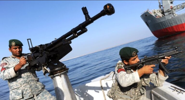 IRGC Navy Commander Warns to Nip Enemies’ Threats in Bud