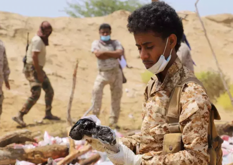 Yemen disrupts Iranian IRGC-Houthi illegal smuggling operations