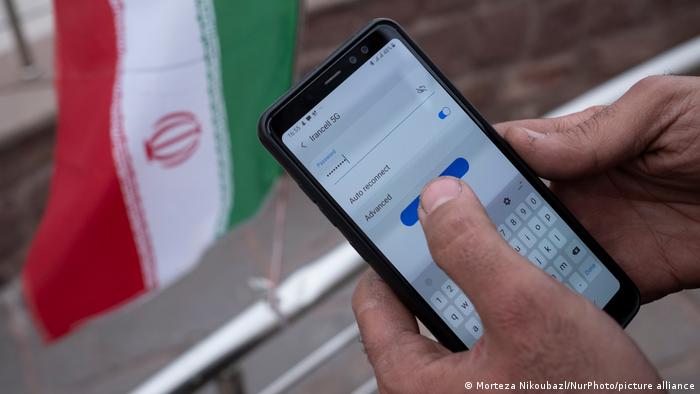 The IRGC adamant to further restrict internet in Iran